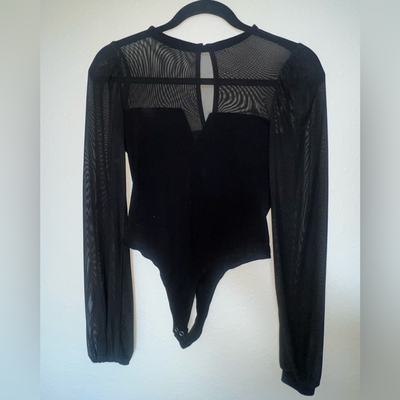SO Black Sheer Sleeve Bodysuit - Picture 1 of 3